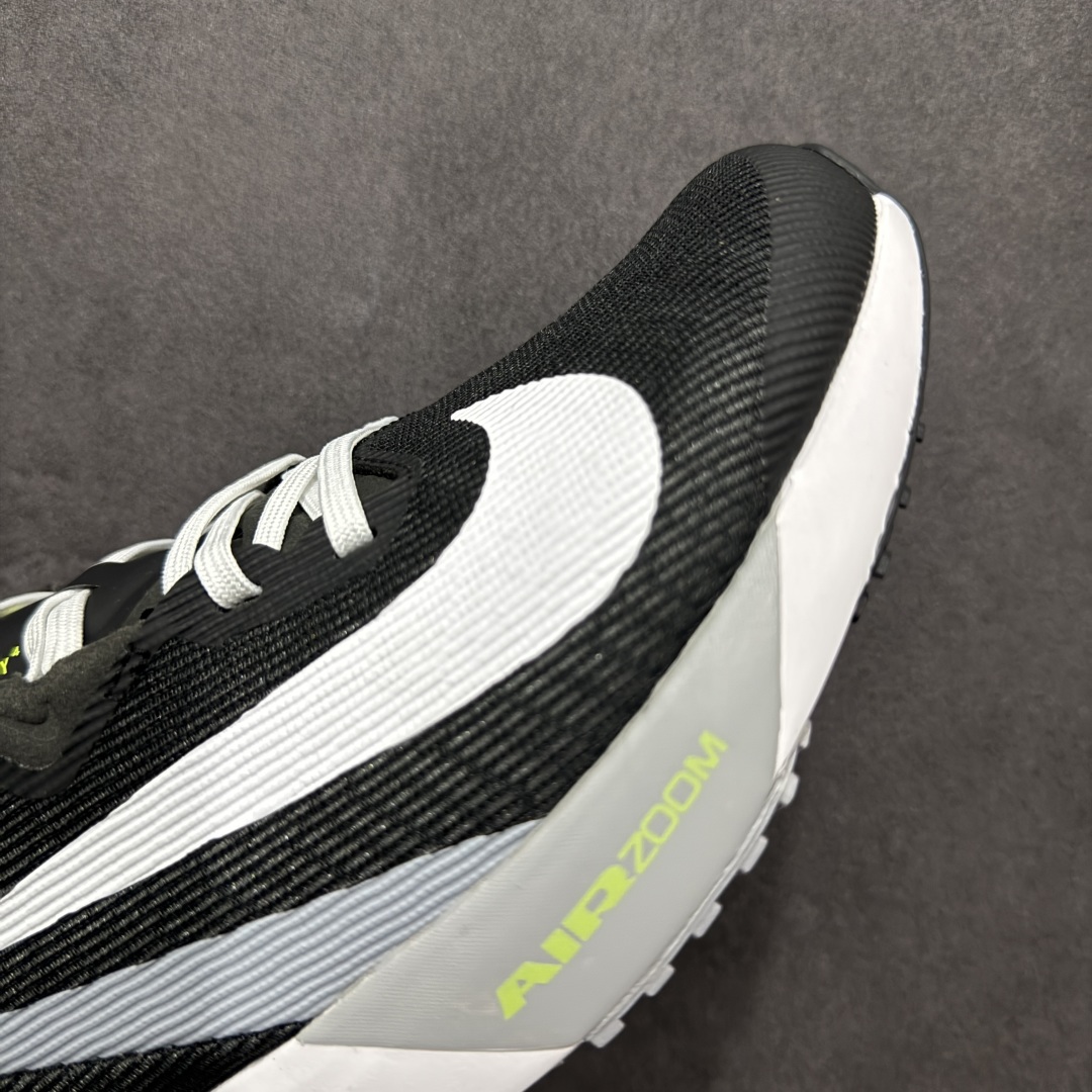 180  Nk Zoom Rival Fly 4 耐克超弹轻盈跑步鞋 FV6040-001