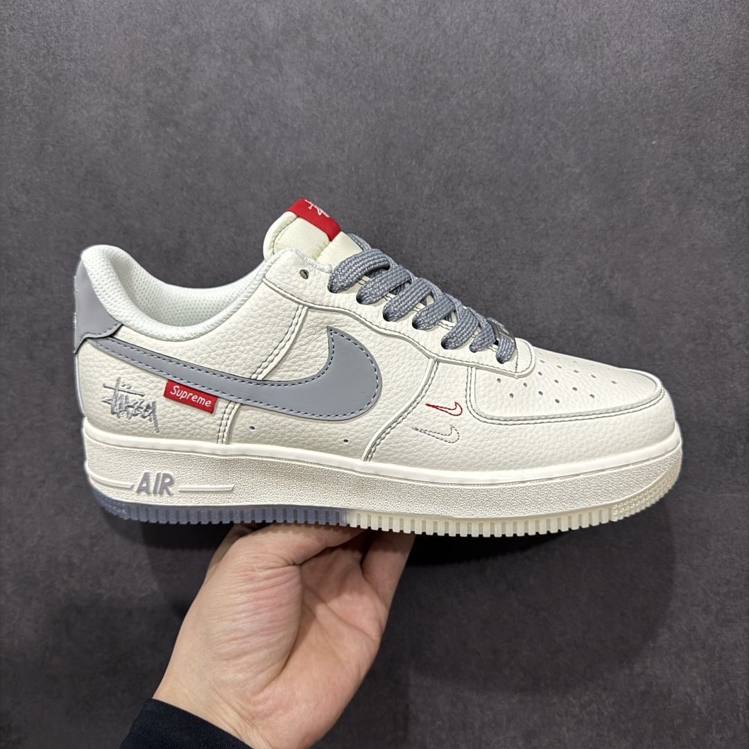 260  【定制版】Nike Air Force 1'07 Low 斯图西联名 双拼灰勾 空军一号低帮休闲板鞋 HH7518-037