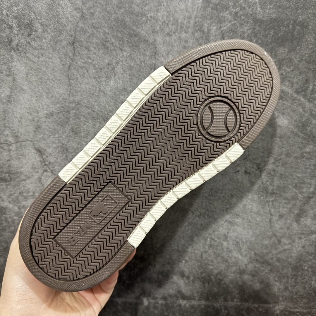 图片[9]-【纯原订单】MLB Chunky Liner Basic NY复古印花学长鞋系列低帮轻量增高厚底百搭休闲运动慢跑鞋板鞋 Korea韩国联名NY美国榄球纽约洋基队限定 市场第一梯队品质 韩国代购版本 MLB专用菱形双针中底布 重点细节中底布带注胶孔 原厂NFC感应吊牌 支持鉴定 一个两位数 原盒原标 全套原楦原纸板原厂数据开发 中韩文保养标贴 绿色防霉片 平台代购专供 独家一比一RB+MD组合大底 高频后跟小人Logo精准对位立体饱满 正确网布加超迁鞋面 转印中底走线紧密 转印Logo工艺表层防刮不掉色 尺码：36 36.5 37.5 38 38.5 39 40 40.5 41 42 42.5 43 44 44.5 45-选品中心