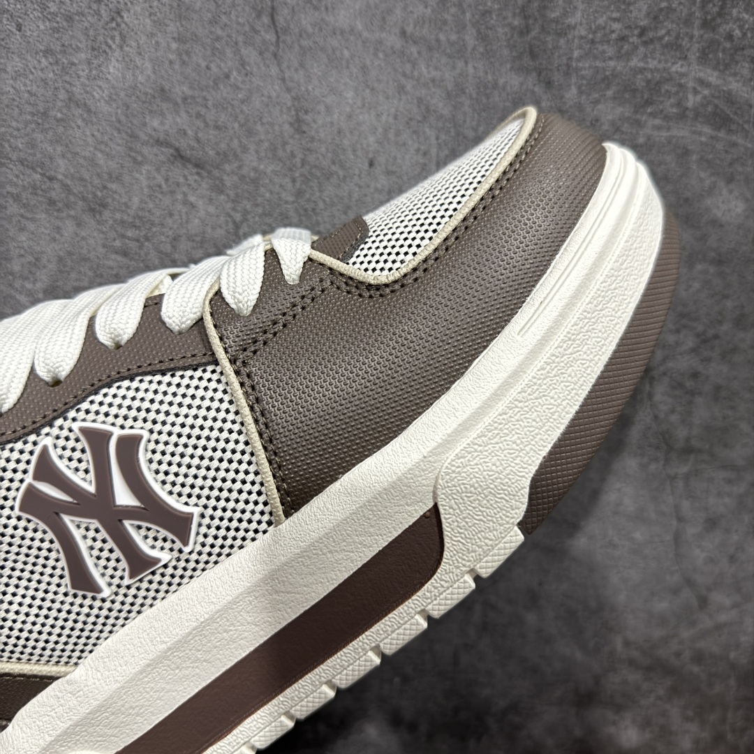 图片[6]-【纯原订单】MLB Chunky Liner Basic NY复古印花学长鞋系列低帮轻量增高厚底百搭休闲运动慢跑鞋板鞋 Korea韩国联名NY美国榄球纽约洋基队限定 市场第一梯队品质 韩国代购版本 MLB专用菱形双针中底布 重点细节中底布带注胶孔 原厂NFC感应吊牌 支持鉴定 一个两位数 原盒原标 全套原楦原纸板原厂数据开发 中韩文保养标贴 绿色防霉片 平台代购专供 独家一比一RB+MD组合大底 高频后跟小人Logo精准对位立体饱满 正确网布加超迁鞋面 转印中底走线紧密 转印Logo工艺表层防刮不掉色 尺码：36 36.5 37.5 38 38.5 39 40 40.5 41 42 42.5 43 44 44.5 45-选品中心