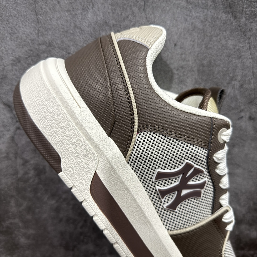 图片[7]-【纯原订单】MLB Chunky Liner Basic NY复古印花学长鞋系列低帮轻量增高厚底百搭休闲运动慢跑鞋板鞋 Korea韩国联名NY美国榄球纽约洋基队限定 市场第一梯队品质 韩国代购版本 MLB专用菱形双针中底布 重点细节中底布带注胶孔 原厂NFC感应吊牌 支持鉴定 一个两位数 原盒原标 全套原楦原纸板原厂数据开发 中韩文保养标贴 绿色防霉片 平台代购专供 独家一比一RB+MD组合大底 高频后跟小人Logo精准对位立体饱满 正确网布加超迁鞋面 转印中底走线紧密 转印Logo工艺表层防刮不掉色 尺码：36 36.5 37.5 38 38.5 39 40 40.5 41 42 42.5 43 44 44.5 45-选品中心