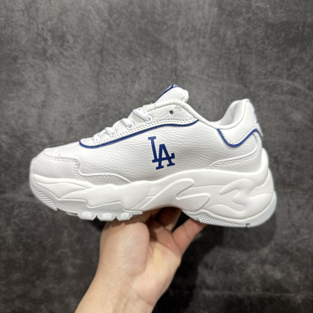 图片[2]-【纯原版】韩国洋基队NY大标潮流老爹鞋 MLB小白鞋市面上唯一顶级纯原版本 原材料打造 原楦原档案数据开发版型 完美鞋头弧度/后套收口效果🆚市面文案版本‼️ 原厂立体填充鞋舌海绵 中底注胶孔原数据开发模具大底原厂转印标 ins 抖音 快手 小红书网红老爹鞋 韩国洋基队NY大标潮流老爹鞋 内增高6cm 原厂1：1模具开发 原厂进口纳米材质 原厂 全套手提袋 原盒雷射防伪标包装 天猫订单品质 官网尺码35 36 36.5 37.5 38 38.5 39 40 40.5 41 42 42.5 43 44 45-选品中心