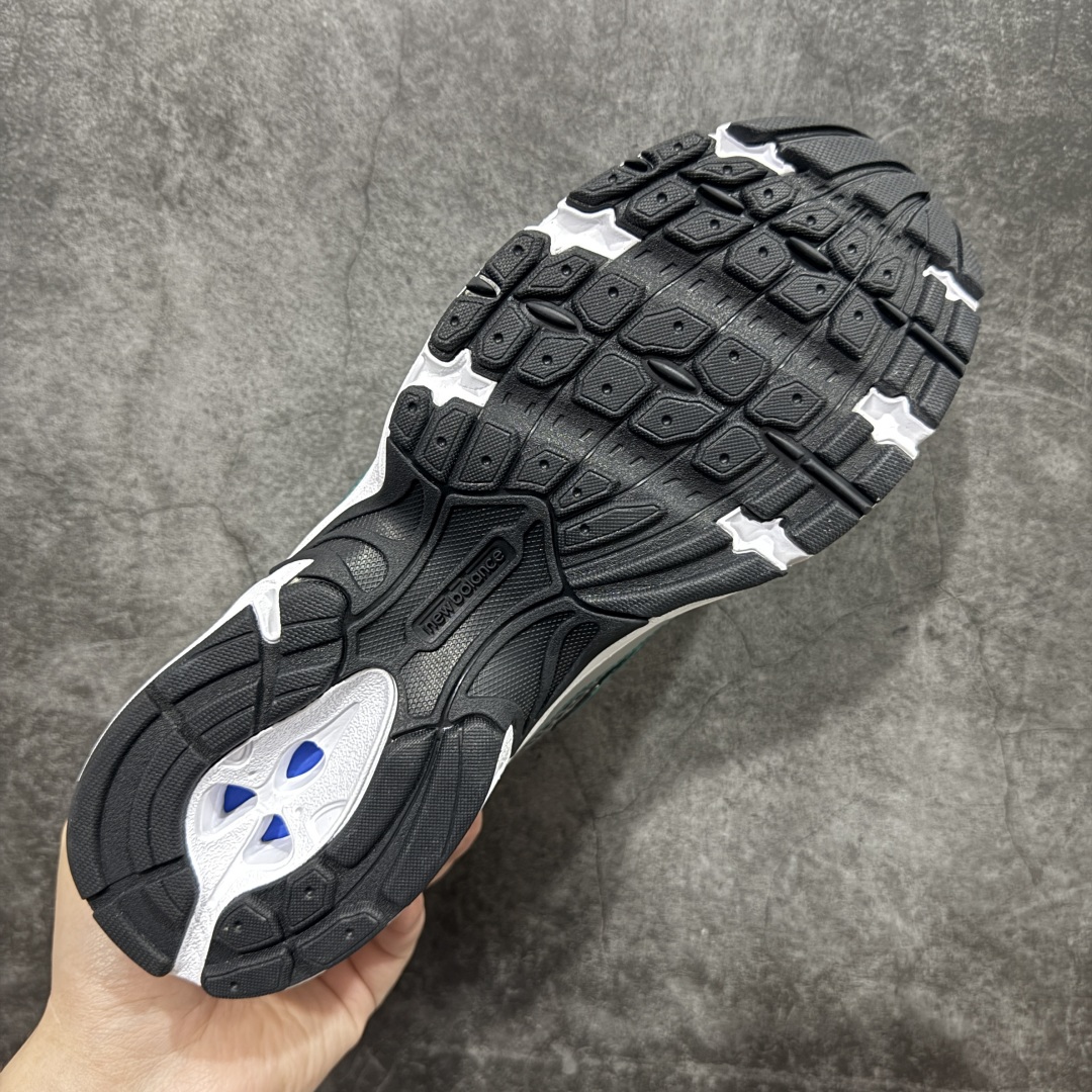 200  New Balance NB740系列复古老爹风休闲运动慢跑鞋   U740NC2