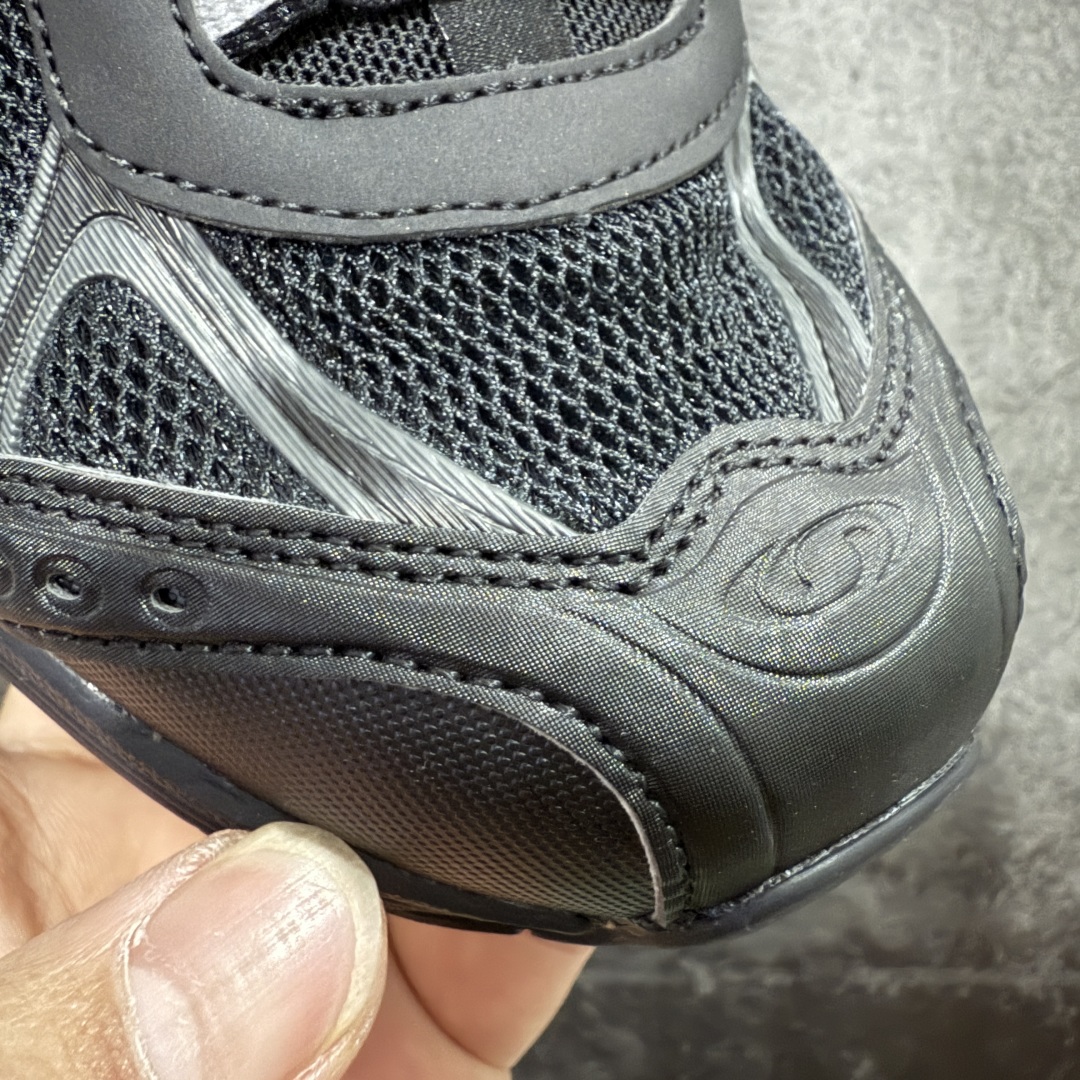 图片[5]-【绿x版】Salomon 萨洛蒙XT-Whisper 户外 休闲 运动鞋 跑鞋 477620 原版购入开发 做货 Salomon 对 XT-WHISPER 鞋面设计进行了升级，以多种鞋面材质，构造了丰富的鞋面层次，为鞋款增添摩登现代感。鞋款独特的波浪形 Sensifit系统设计勾勒出鞋身的流动感线条，并结合标志性的Quicklace™ 快速系带系统，保障全鞋舒适包裹感。结合 Contagrip® 大底，在保留鞋款功能性的同时多维度诠释城市户外型格 配送专柜精美包装🛍📦 面料 ： 原版定制进口网面+牛皮 内里 ： 原版进口透气网里 鞋底 ： 原版开模防滑橡胶材质 底厚 ：3.5CM 尺码： 36-46-选品中心