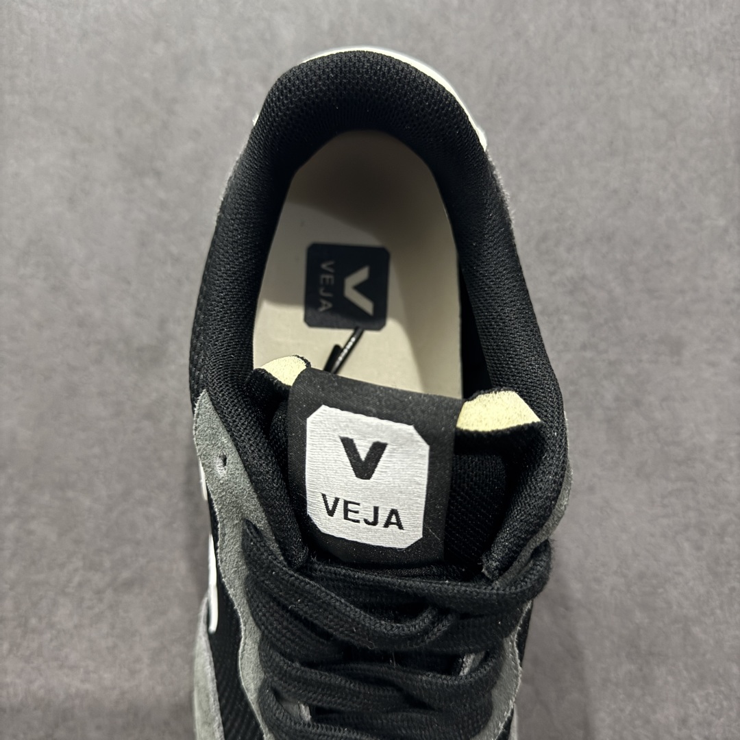  
Veja Leather Extra Sneakers 法国国民V字经典运动 板鞋 #Ins爆款 街