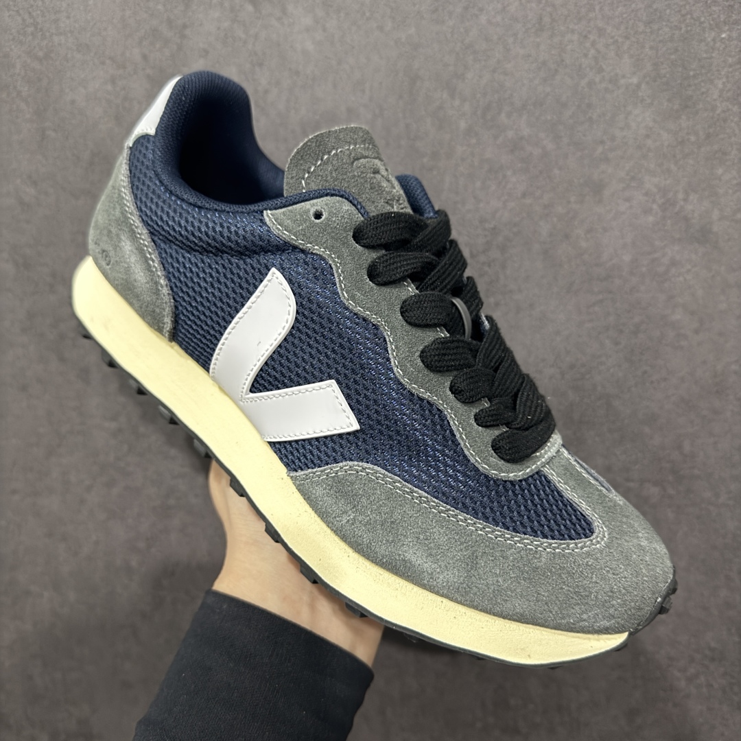  
Veja Leather Extra Sneakers 法国国民V字经典运动 板鞋 #Ins爆款 街