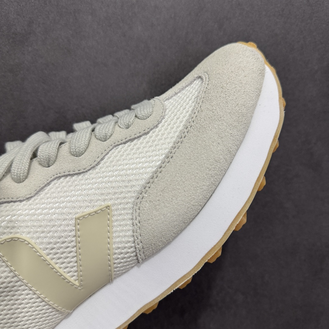  
Veja Leather Extra Sneakers 法国国民V字经典运动 板鞋 #Ins爆款 街