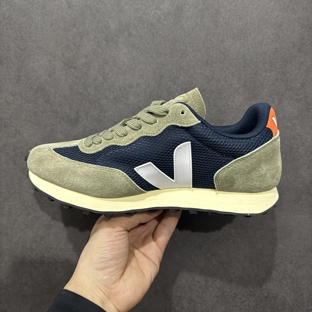  
Veja Leather Extra Sneakers 法国国民V字经典运动 板鞋 #Ins爆款 街