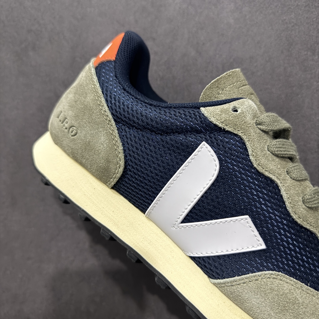  
Veja Leather Extra Sneakers 法国国民V字经典运动 板鞋 #Ins爆款 街