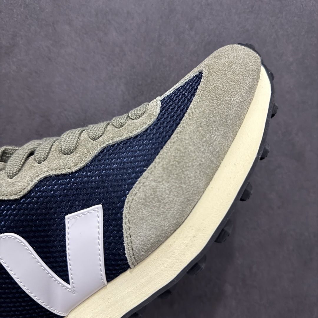  
Veja Leather Extra Sneakers 法国国民V字经典运动 板鞋 #Ins爆款 街