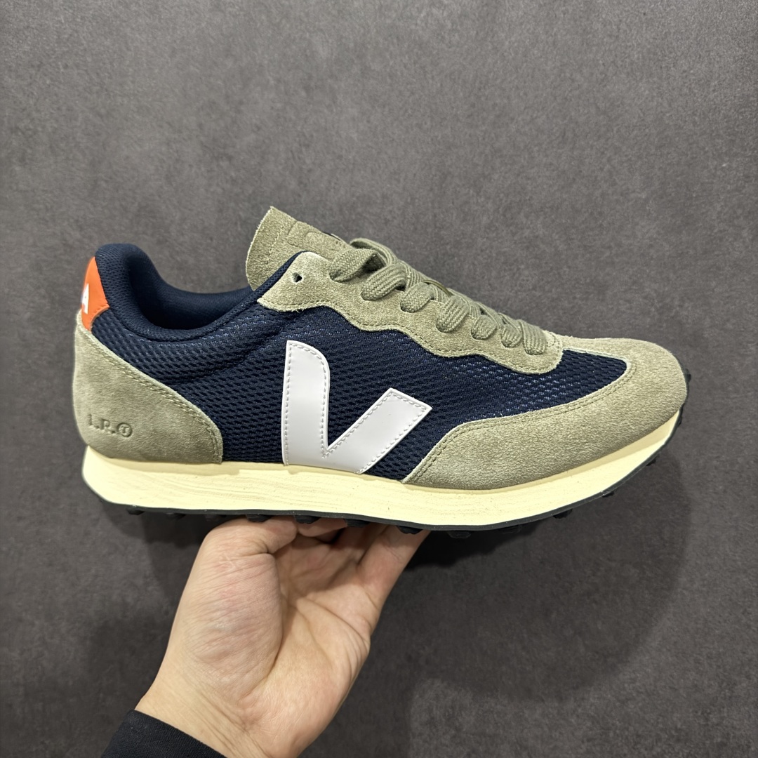  
Veja Leather Extra Sneakers 法国国民V字经典运动 板鞋 #Ins爆款 街