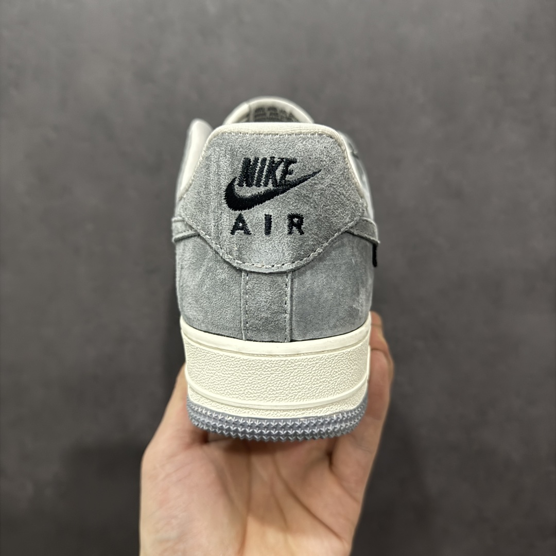 260  【定制版】Nike Air Force 1'07 Low 迪奥联名 灰针织鬼脸 空军一号低帮休闲板鞋 KK1988-056