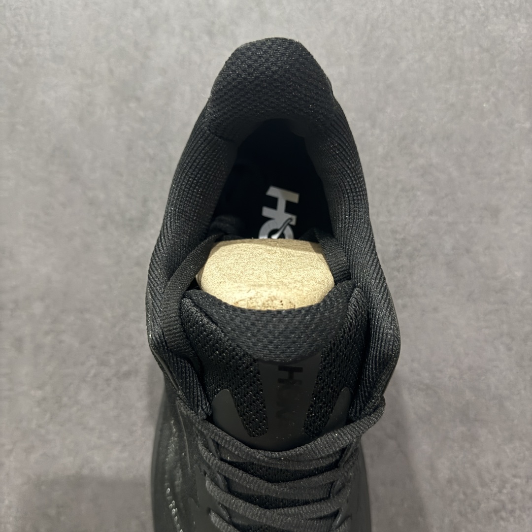  
HOKA ONE ONE 推出升级 Clifton 10 克利夫顿10代 男女士休闲跑步鞋轻量缓震运