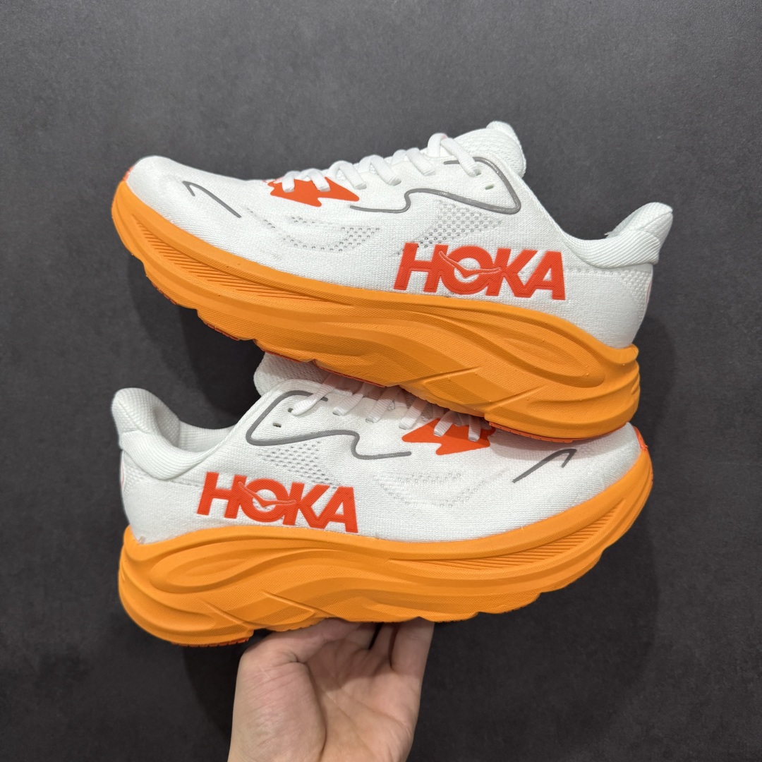 200  HOKA ONE ONE 推出升级 Clifton 10 克利夫顿10代 男女士休闲跑步鞋轻量缓震运动鞋