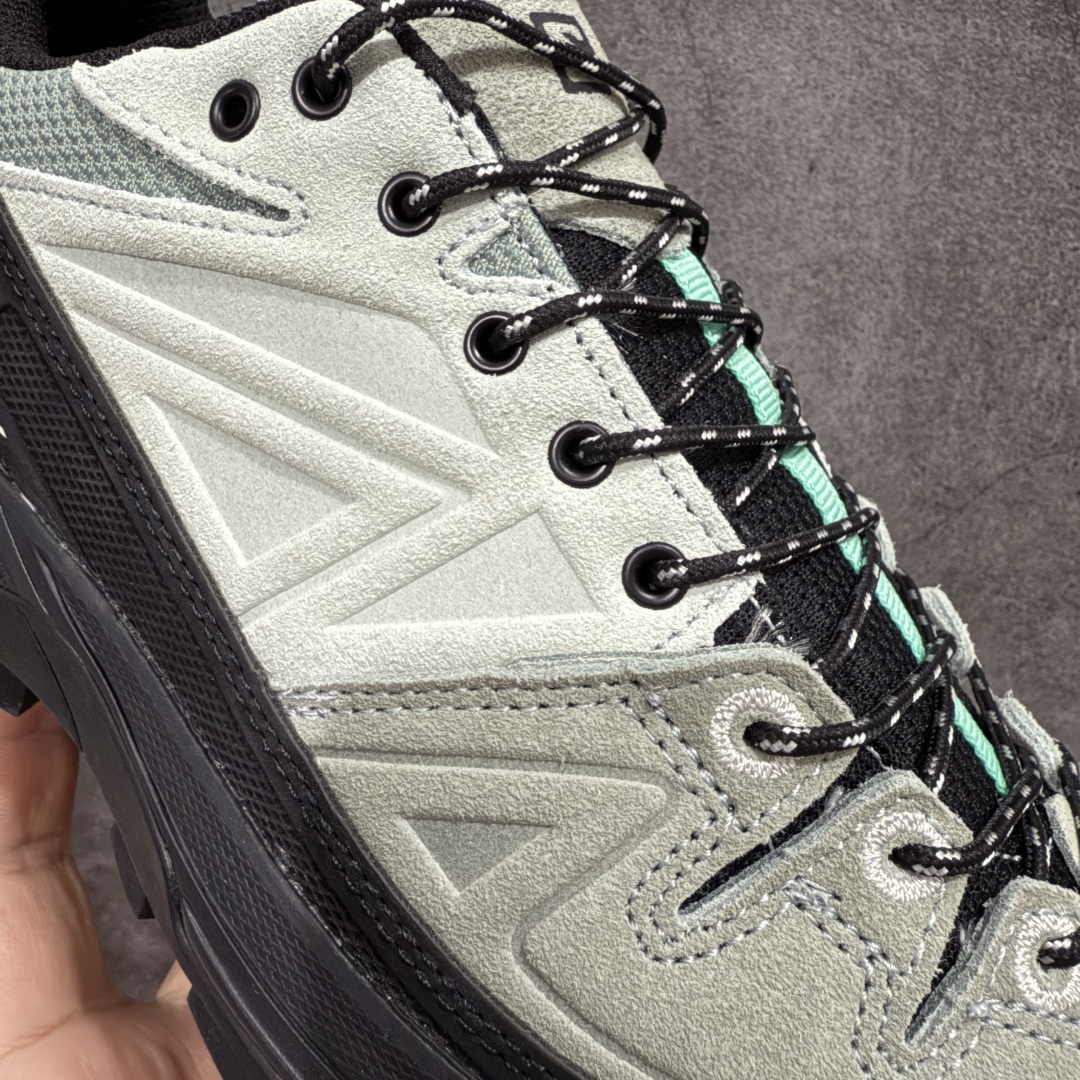 图片[4]-【绿X版】Salomon 萨洛蒙联名 X-Alp LTR系列 情侣款户外休闲运动鞋 黑色緑青色海湾绿 475961 原版购入开发 做货 这款由MM6全新演绎的X-AIp专注于其空气动力学的外观上，标志性白色与奶油色带来都市风格 鞋舌上的MM6 数字标志就像一枚手工印章，与SALOMON大胆而高科技的LOGO相得益彰 另一双则以纯粹的黑色打造，突出富质感的细节，标志性运动鞋被提炼为新的都市经典 为 SALOMON带来静谧气息 配送专柜精美包装 面料： 原版进口牛皮+透气网面 内里：原版进口透气网里 鞋底：原版开模防滑橡胶大底 底厚：4CM 尺码： 36 36.5 37.5 38 38.5 39 40 440.5 41 42 42.5 43 44 44.5 45 46-选品中心