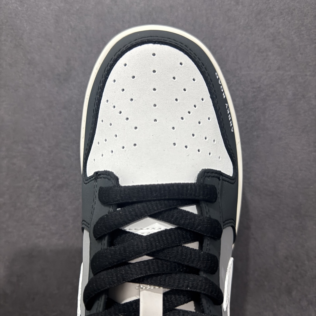 280  【定制版】Nike SB Dunk Low 披头士 周年高端定制 低帮休闲板鞋 PU6652-123