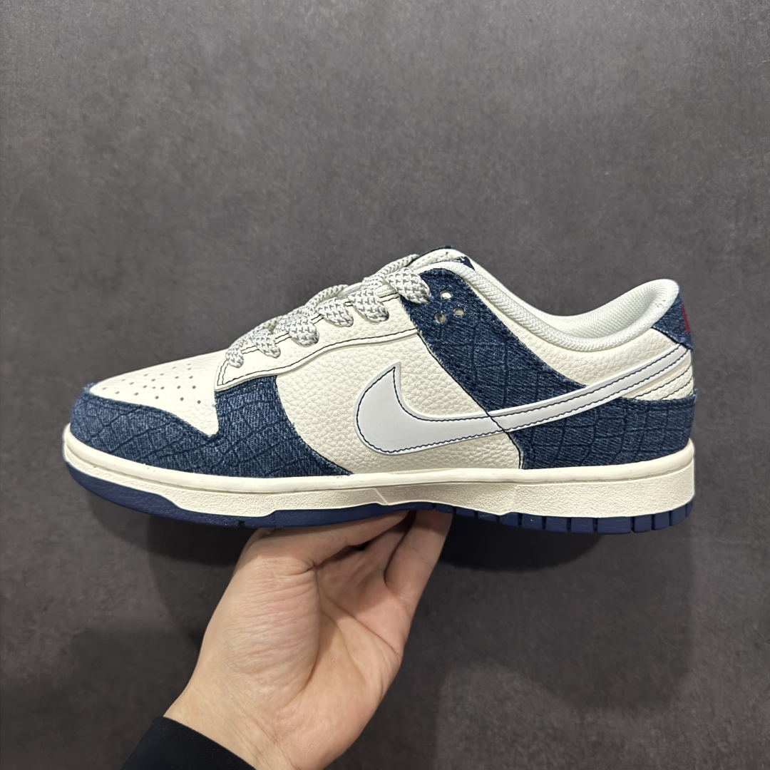 280  【定制版】Nike SB Dunk Low 斯图西联名 反光蓝牛仔 低帮休闲板鞋 ZH2598-268