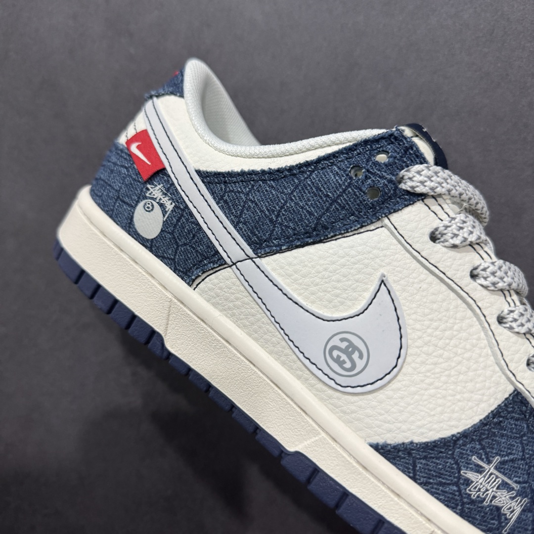280  【定制版】Nike SB Dunk Low 斯图西联名 反光蓝牛仔 低帮休闲板鞋 ZH2598-268