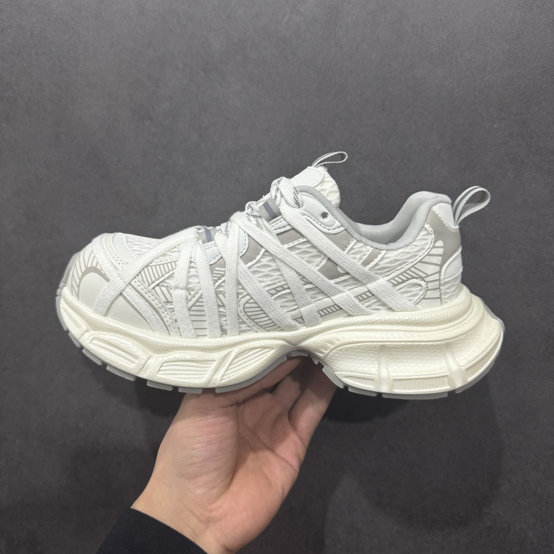 图片[2]-【广东纯原版本】GG-CC Chunky Low安哥拉红休闲运动老爹鞋系列 #广东大厂出品 完美细节 25ss春季新款 大长腿 时髦look轻松定格 不费力展现率性氛围 酷帅机能风不规则设计大底 GGCC 白灰粉色拼色造型设计 轻便舒适百搭 不管怎么搭都敲好看~ 尺码： 35 36 37 38 39 40-选品中心