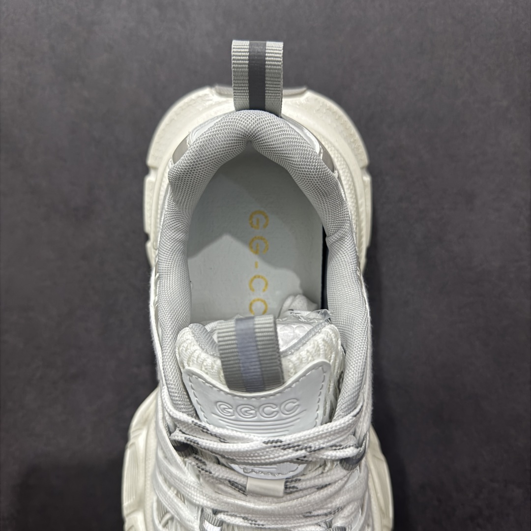 图片[7]-【广东纯原版本】GG-CC Chunky Low安哥拉红休闲运动老爹鞋系列 #广东大厂出品 完美细节 25ss春季新款 大长腿 时髦look轻松定格 不费力展现率性氛围 酷帅机能风不规则设计大底 GGCC 白灰粉色拼色造型设计 轻便舒适百搭 不管怎么搭都敲好看~ 尺码： 35 36 37 38 39 40-选品中心