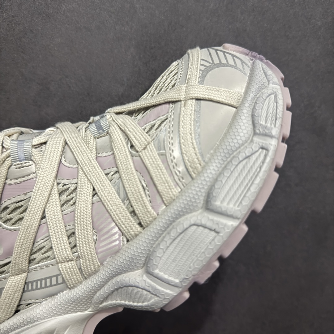 图片[5]-【广东纯原版本】GG-CC Chunky Low安哥拉红休闲运动老爹鞋系列 #广东大厂出品 完美细节 25ss春季新款 大长腿 时髦look轻松定格 不费力展现率性氛围 酷帅机能风不规则设计大底 GGCC 白灰粉色拼色造型设计 轻便舒适百搭 不管怎么搭都敲好看~ 尺码： 35 36 37 38 39 40-选品中心