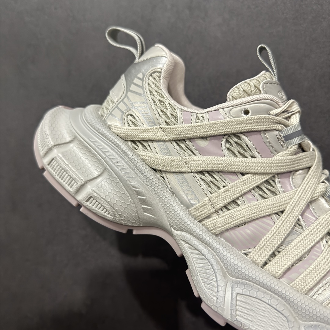 图片[6]-【广东纯原版本】GG-CC Chunky Low安哥拉红休闲运动老爹鞋系列 #广东大厂出品 完美细节 25ss春季新款 大长腿 时髦look轻松定格 不费力展现率性氛围 酷帅机能风不规则设计大底 GGCC 白灰粉色拼色造型设计 轻便舒适百搭 不管怎么搭都敲好看~ 尺码： 35 36 37 38 39 40-选品中心