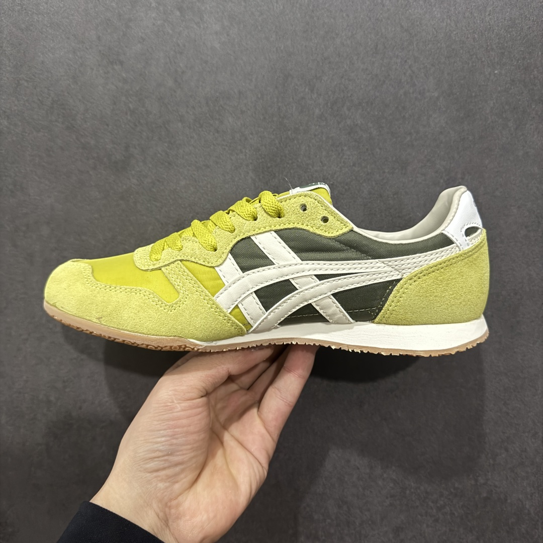 图片[2]-【公司级】Onitsuka 鬼冢虎 Serrano系列 潮流舒适轻便生活休闲鞋 鞋面采用翻毛皮和牛津布面设计制作，透气性好，包裹感很强。 鞋底采用防滑耐磨橡胶大底，脚感轻便舒适。鞋掌做了加宽处理，穿着更加舒适。 尺码：36 37 37.5 38 39 39.5 40 40.5 41.5 42 42.5 43.5 44 45-选品中心