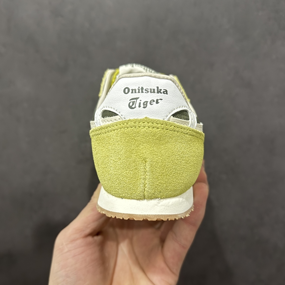 图片[4]-【公司级】Onitsuka 鬼冢虎 Serrano系列 潮流舒适轻便生活休闲鞋 鞋面采用翻毛皮和牛津布面设计制作，透气性好，包裹感很强。 鞋底采用防滑耐磨橡胶大底，脚感轻便舒适。鞋掌做了加宽处理，穿着更加舒适。 尺码：36 37 37.5 38 39 39.5 40 40.5 41.5 42 42.5 43.5 44 45-选品中心