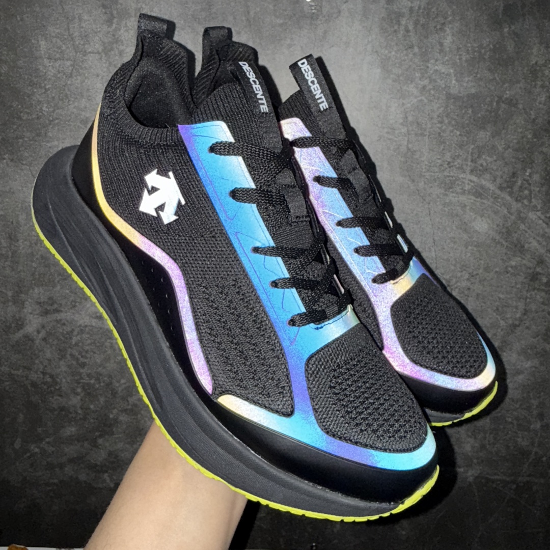 图片[2]-【莞顶纯原版】迪桑特Descente Running 跑步系列 针织“黑武士” ·佛山大厂出品 99%还原度 ·独立私模开发，只为真正还原zp · 私人定制原版鞋面，舒适透气更好定型 ·城市通勤/运动健身/轻户外徒步 ·黑色系潮鞋还有机能风的设计感 ·原版开发大底，脚感特别轻盈 尺码：39 40 41 42 43 44-选品中心