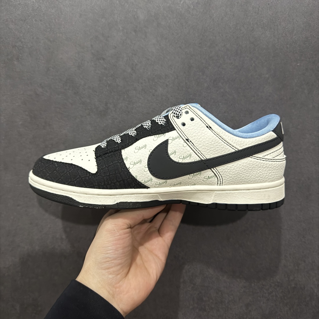 
【定制版】Nike SB Dunk Low x Stussy 白黑小钩满天星
纯原大厂出品 极力推荐