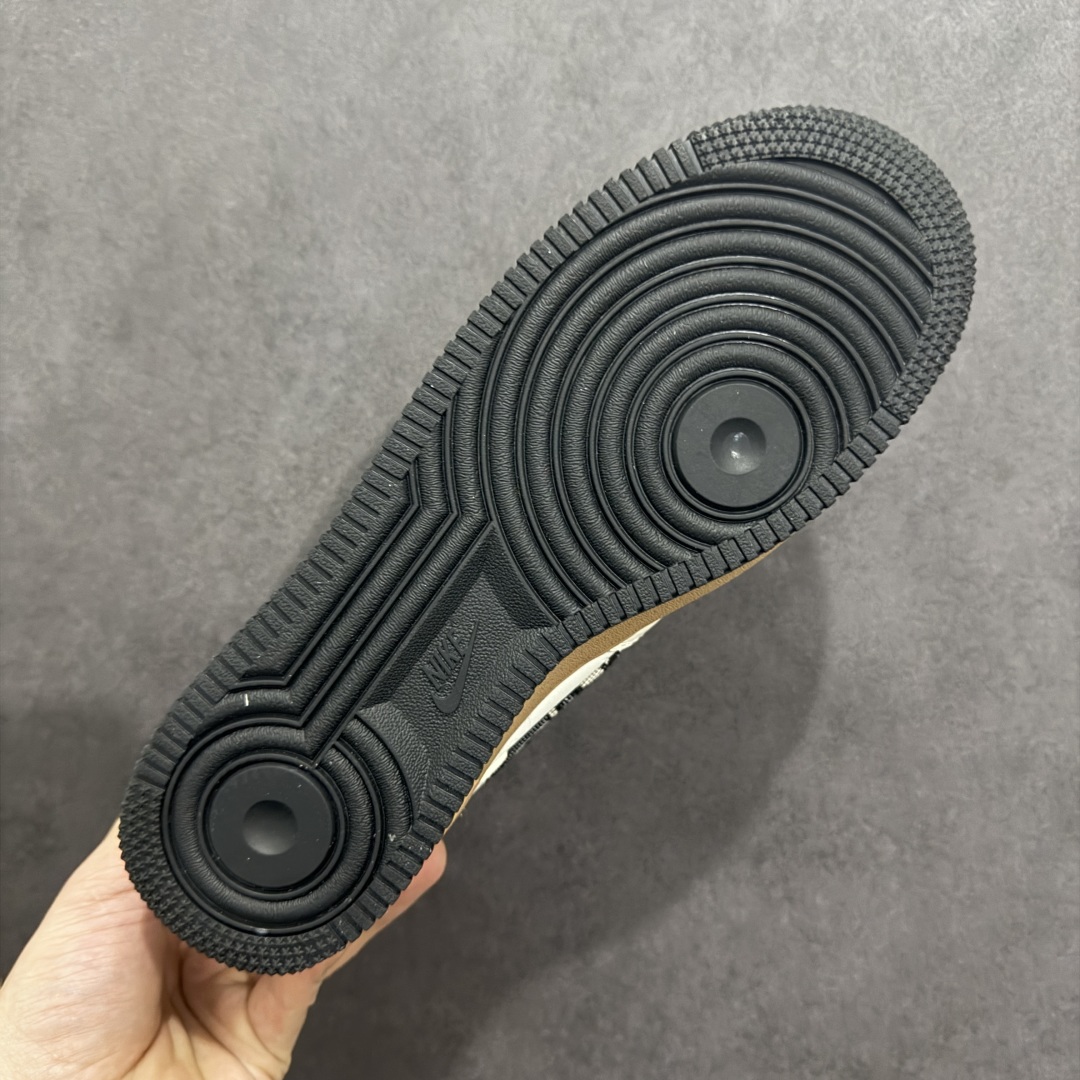  
【定制版】海外限量发售！公司级NIke Air Force 1 '07 Low “迪奥联名——米黑灰