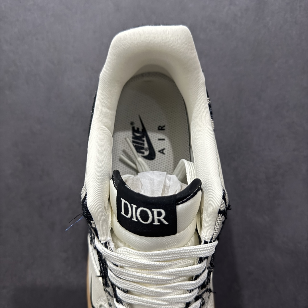  
【定制版】海外限量发售！公司级NIke Air Force 1 '07 Low “迪奥联名——米黑灰