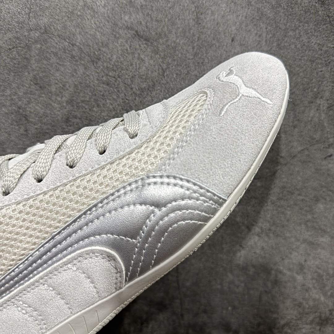 图片[6]-【YH纯原版】 Puma Roma M Motorsport 彪马罗马阿莫尔系列低帮复古运动休闲赛车跑鞋 系列 全头层原厂反毛皮 全球知名运动品牌PUMA宝马赛车系列，融合了宝马车队的标志性配色，以趣味十足又前卫复古的设计引领潮流，将赛道精神融入街头时尚，开启前卫竞速之旅。自1978年巴伐利亚车队走上世界舞台，宝马赛车就在全球汽车制造和赛车运动领域留下了浓墨重彩的一笔。全新的两款BMW MMS Roma与BMW MMS Speedboat鞋款，均从宝马车型中汲取灵感。以黑或白为底色，融入经典配色，主打前卫复古风。Roma鞋款的鞋侧以复古的流线造型，缀以宝马经典Logo，巧妙吸睛；而Speedcat鞋款以亮眼三色条纹元素缀以舒适鞋面，赋予了独特的个性美学，演绎赛车的无尽能量。 黑色 货号：403902-01 号码 ：35.5-45-选品中心