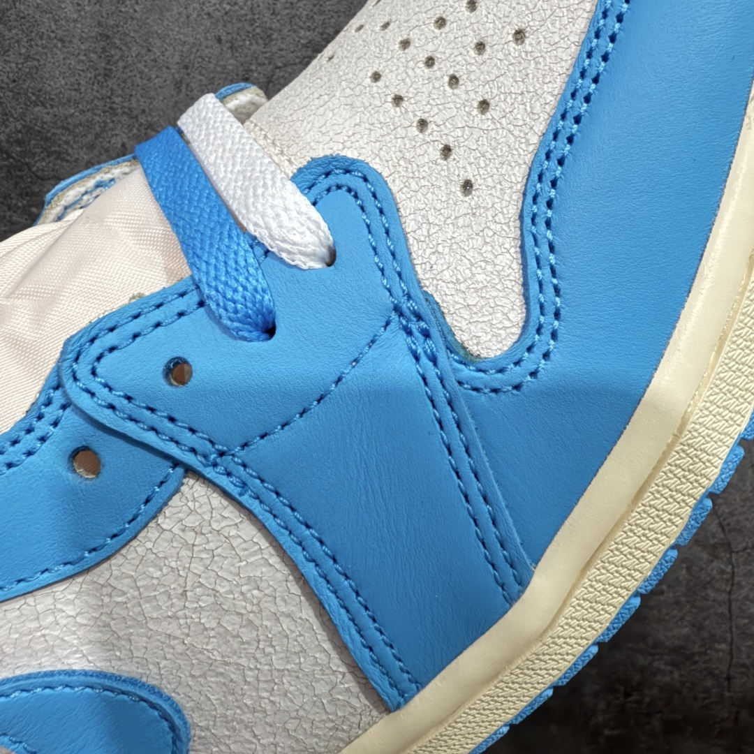 图片[4]-【莞产DG纯原】Air Jordan 1 High OG \”UNC Reimagined\” AJ1 乔1做旧北卡蓝复刻 爆裂纹高帮篮球鞋 全新批次 原厂皮料 正确爆裂纹 清洁度超高，所有细节经得起推敲，外贸零售首选版本 高价零售推荐版本💪🏻 原楦原纸板开发 极致一眼正品既视感 原厂皮料 原厂拉帮工艺 全部采用原厂电脑车 针距 边距完全同步原鞋 原厂特供皮料承诺百分百一致原鞋 鞋面清洁度最高QC检验标准 控制溢胶 飞翼3D高频深度立体 全市场仅此一家 鞋盒、防尘纸 均采购来自原厂 尺码：40 40.5 41 42 42.5 43 44 44.5 45 46 47.5-选品中心
