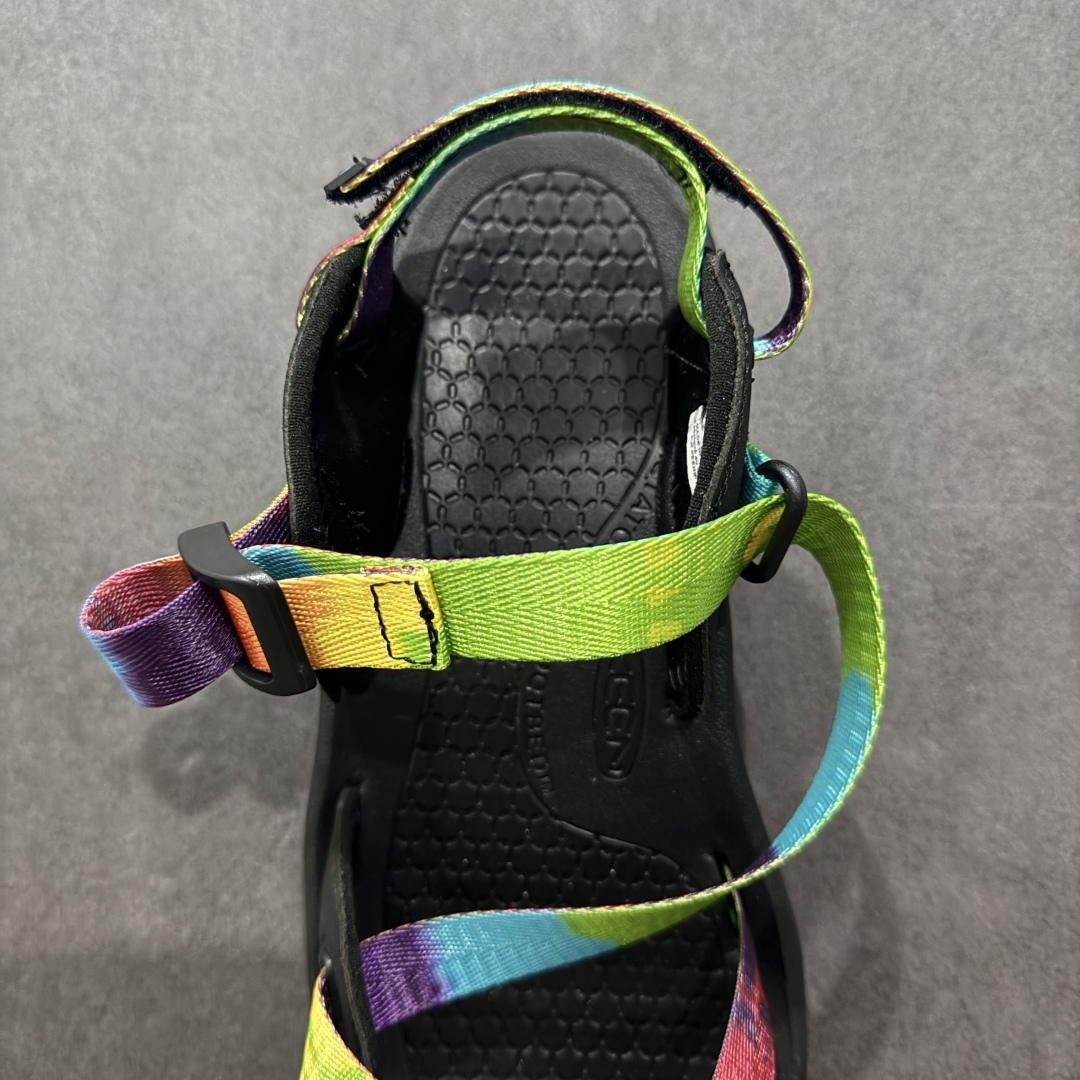 图片[7]-【公司级】科恩KEEN Zerraport 2 户外舒适百搭轻便休闲露营徒步耐磨 溯溪鞋，夏季凉鞋，包裹脚趾的设计，每一步都安心行走。标志性的 KEEN 贴合度，前脚掌空间宽敞，脚趾可自由伸展，这个夏天，无论陆地行走，还是野外溯溪入手这双宝藏凉鞋都在适合不过啦~ 尺码：35 36 37 38 40 41 42 编码： MZ230250-选品中心