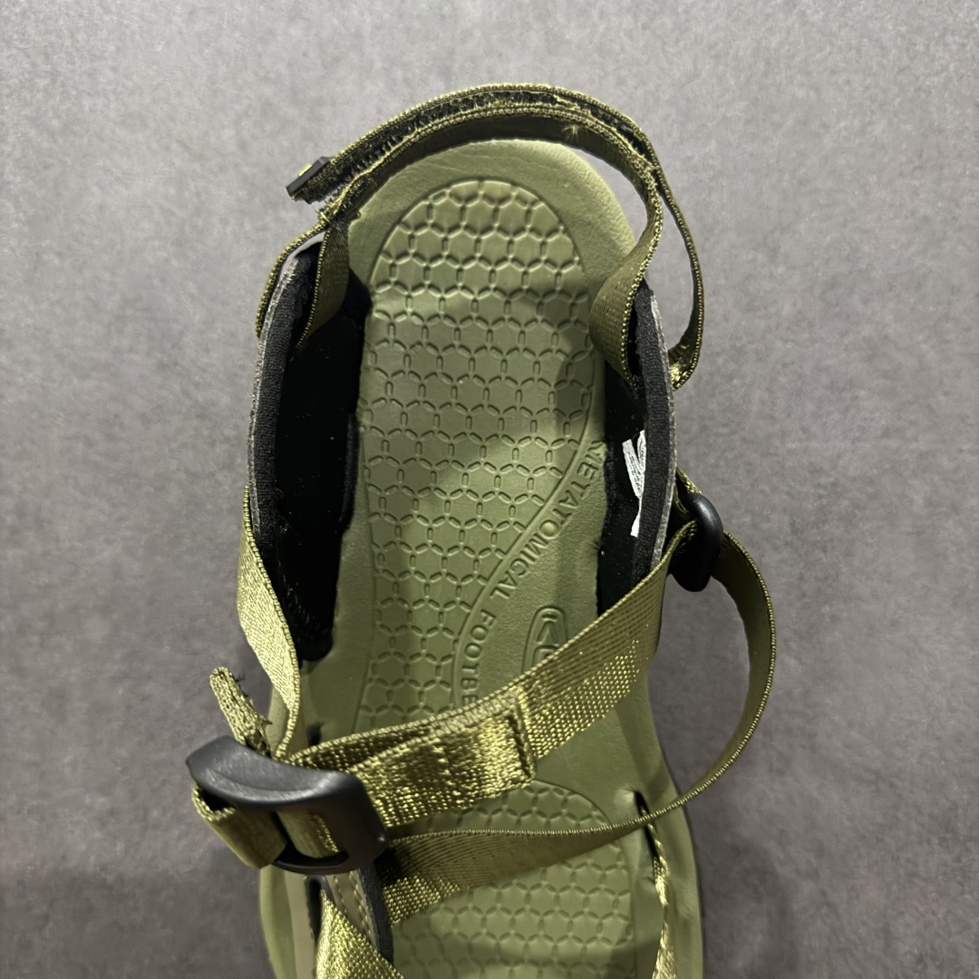 190  科恩KEEN Zerraport 2 户外舒适百搭轻便休闲露营徒步耐磨 溯溪鞋夏季凉鞋