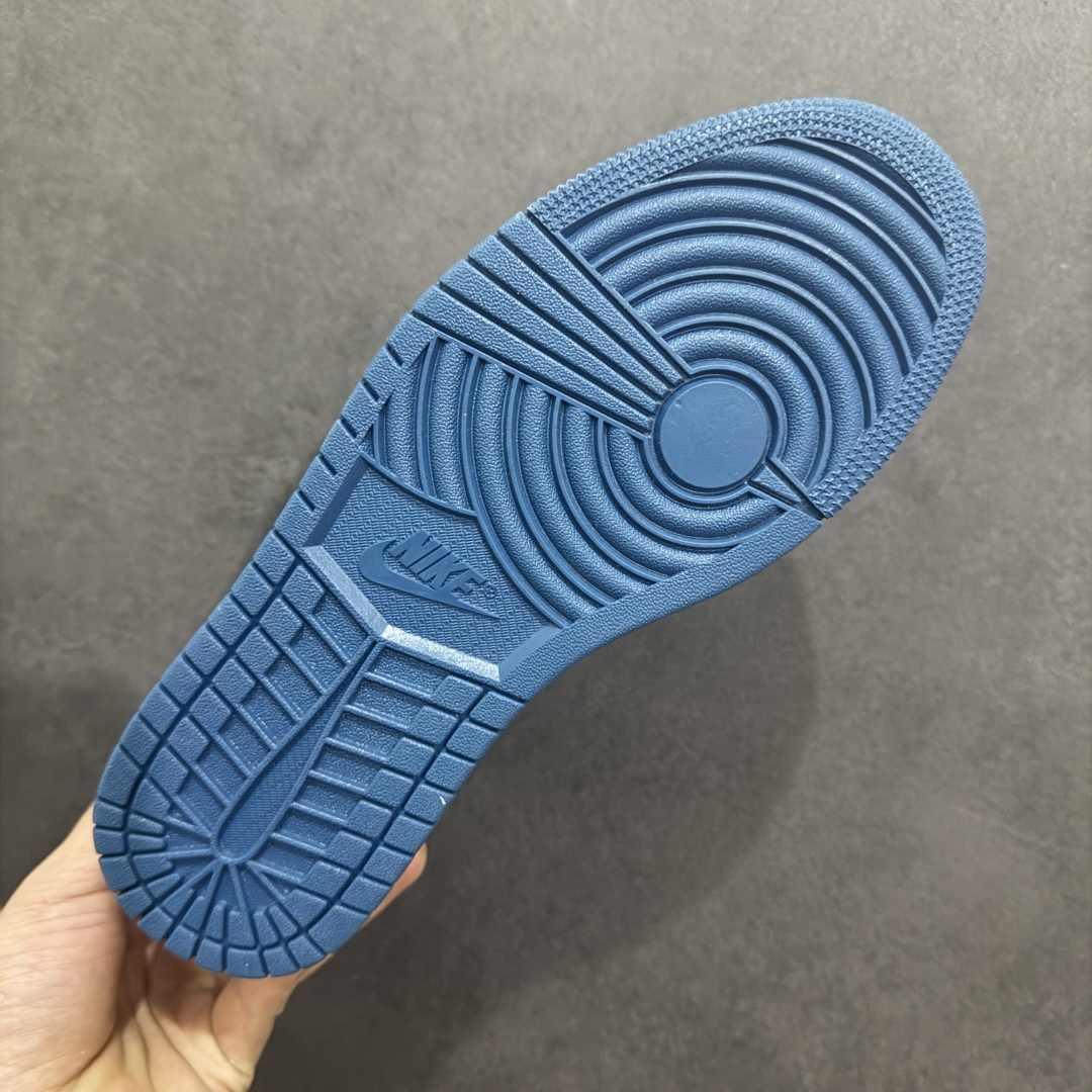 260  【定制版】海外爆款限量发售Travis Scott x Fragment Design x Jordan Air Jordan 1 Low OG SP  “巴黎世家联名---奶白猪八灰蓝勾”   XD1568-105