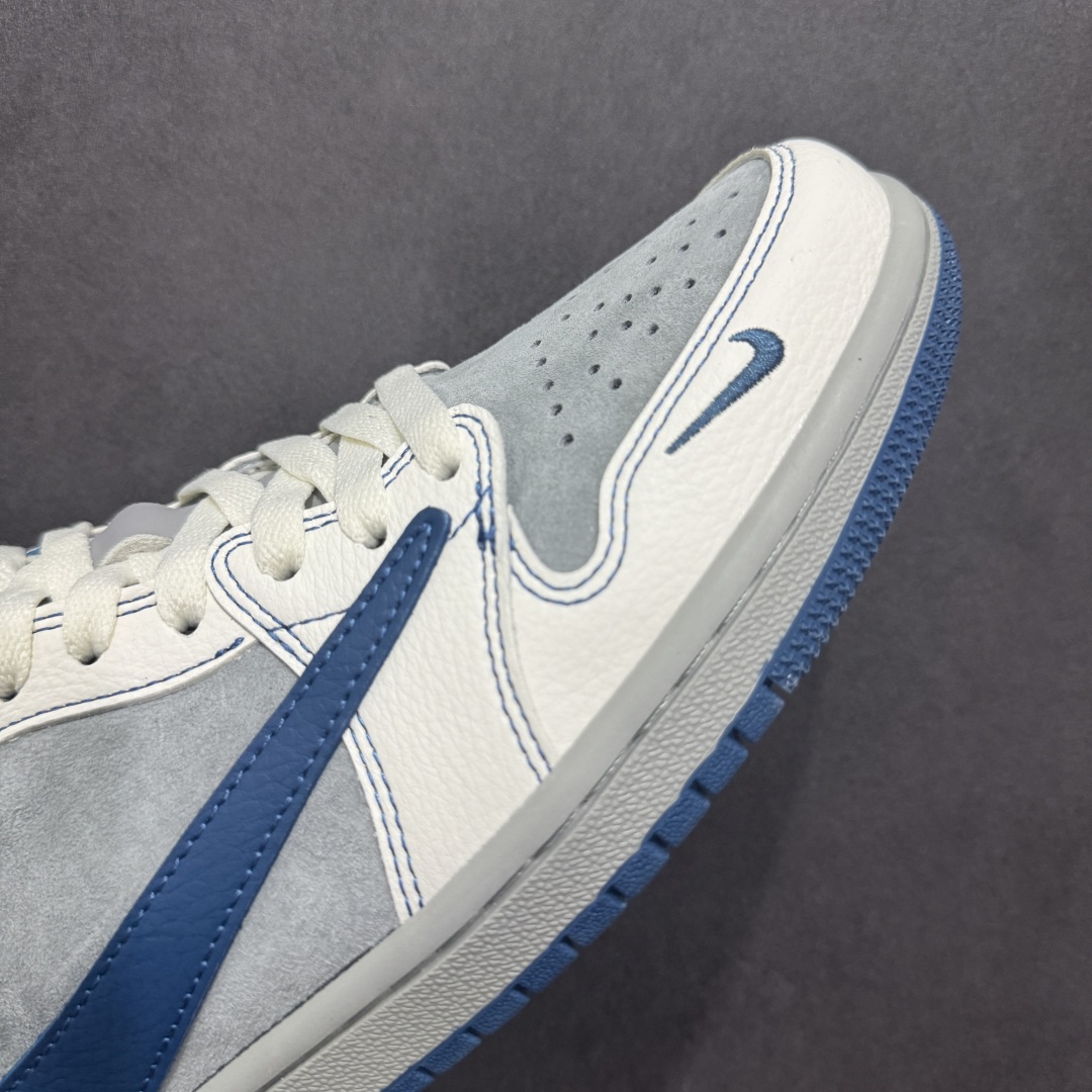 260  【定制版】海外爆款限量发售Travis Scott x Fragment Design x Jordan Air Jordan 1 Low OG SP  “巴黎世家联名---奶白猪八灰蓝勾”   XD1568-105