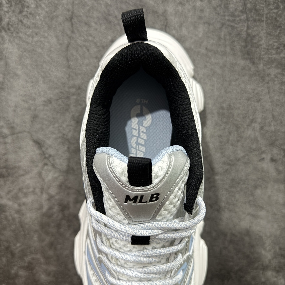 图片[8]-【纯原版】MLB Winner Chunky 25新款 NY百搭舒适休闲潮流运动厚底增高 防滑耐磨 低帮 老爹鞋 男女同款 银色 潮流厚底时尚街头赛博老爹鞋 MLB官方同步出货 虞书欣等众多潮流明星同款 高弹双层MD大底 原楦原档案数据开发版型（完美鞋头弧度/后套收口效果🆚市面文案版本‼️） 原厂立体填充鞋舌海绵 中底注胶孔原数据开发模具大底原厂转印标市面上唯一纯原版本 原材料打造 内增高6cm 原厂1：1模具开发 原厂进口纳米材质 原厂 全套手提袋 原盒雷射防伪标包装 天猫订单品质 官网尺码：35 36 36.5 37.5 38 38.5 39 40 40.5 41 42 42.5 43 44 45-选品中心