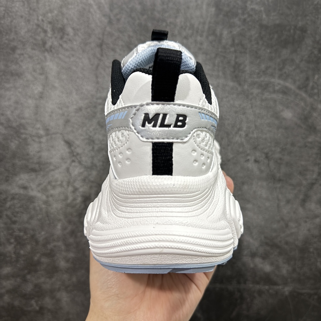 图片[4]-【纯原版】MLB Winner Chunky 25新款 NY百搭舒适休闲潮流运动厚底增高 防滑耐磨 低帮 老爹鞋 男女同款 银色 潮流厚底时尚街头赛博老爹鞋 MLB官方同步出货 虞书欣等众多潮流明星同款 高弹双层MD大底 原楦原档案数据开发版型（完美鞋头弧度/后套收口效果🆚市面文案版本‼️） 原厂立体填充鞋舌海绵 中底注胶孔原数据开发模具大底原厂转印标市面上唯一纯原版本 原材料打造 内增高6cm 原厂1：1模具开发 原厂进口纳米材质 原厂 全套手提袋 原盒雷射防伪标包装 天猫订单品质 官网尺码：35 36 36.5 37.5 38 38.5 39 40 40.5 41 42 42.5 43 44 45-选品中心