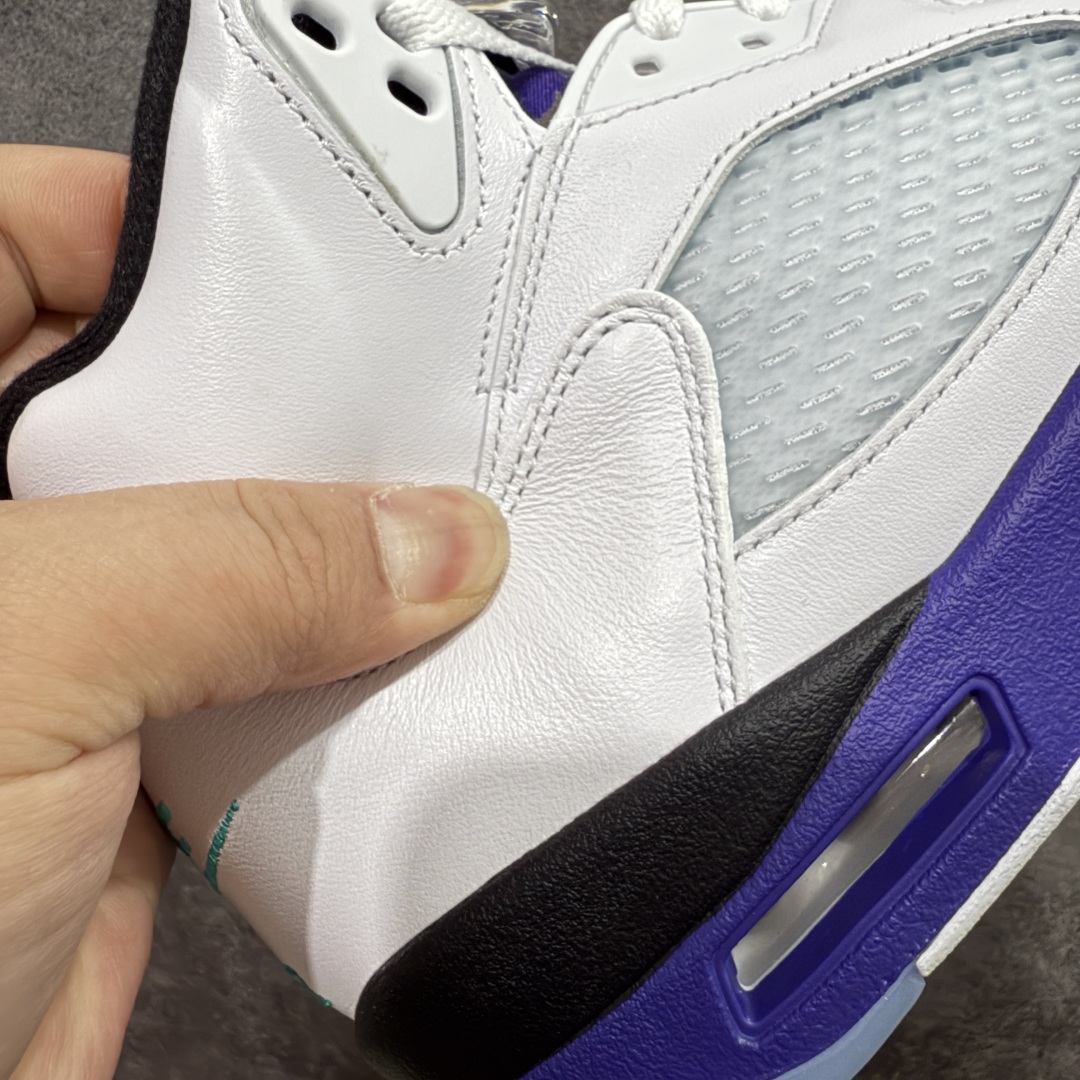 图片[3]-【莞产裁片】Air Jordan 5 Retro AJ5乔5 男子文化篮球鞋 aj5白紫葡萄！货号HQ7978-100 国内一线大厂出品 匠心打造 原厂皮料原厂数据 全新纸板 模具打造 外贸 平台高端零售专供品质 品质毋庸置疑 一眼正品既视感 细节均已解码 尺码：40.5 41 42 42.5 43 44 44.5 45 46 47.5 48.5-选品中心