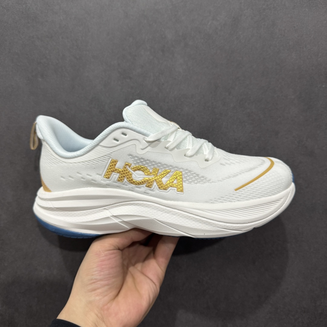  
【公司级】美国新兴跑鞋品牌Hoka One One Skyflow M Low 天空气流系列低帮超轻