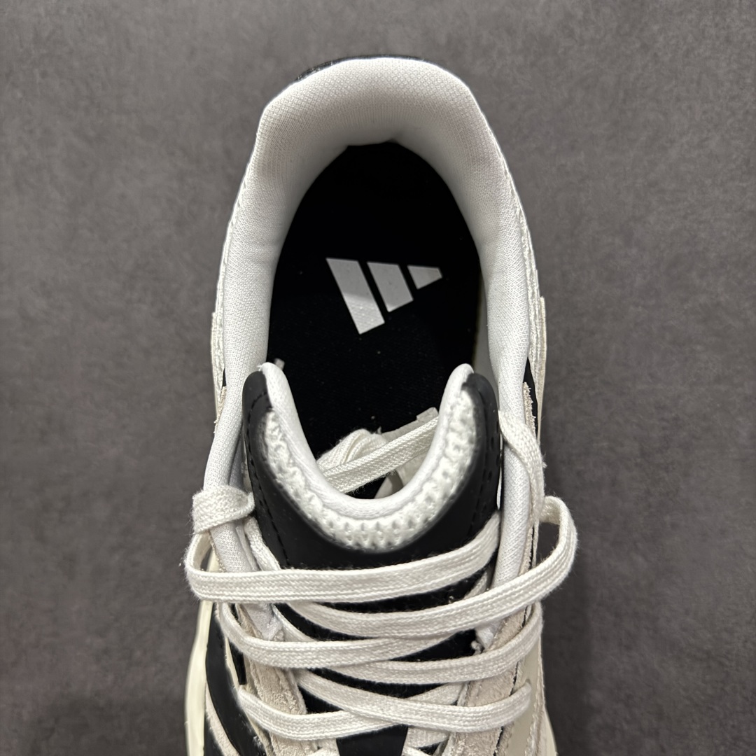  
【纯原】Adidas LIGHTBLAZE 舒适防滑 新款阿迪达斯低帮跑步鞋 极致轻盈的Lightw