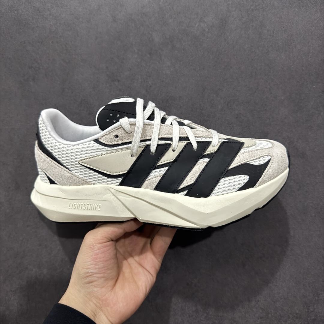  
【纯原】Adidas LIGHTBLAZE 舒适防滑 新款阿迪达斯低帮跑步鞋 极致轻盈的Lightw