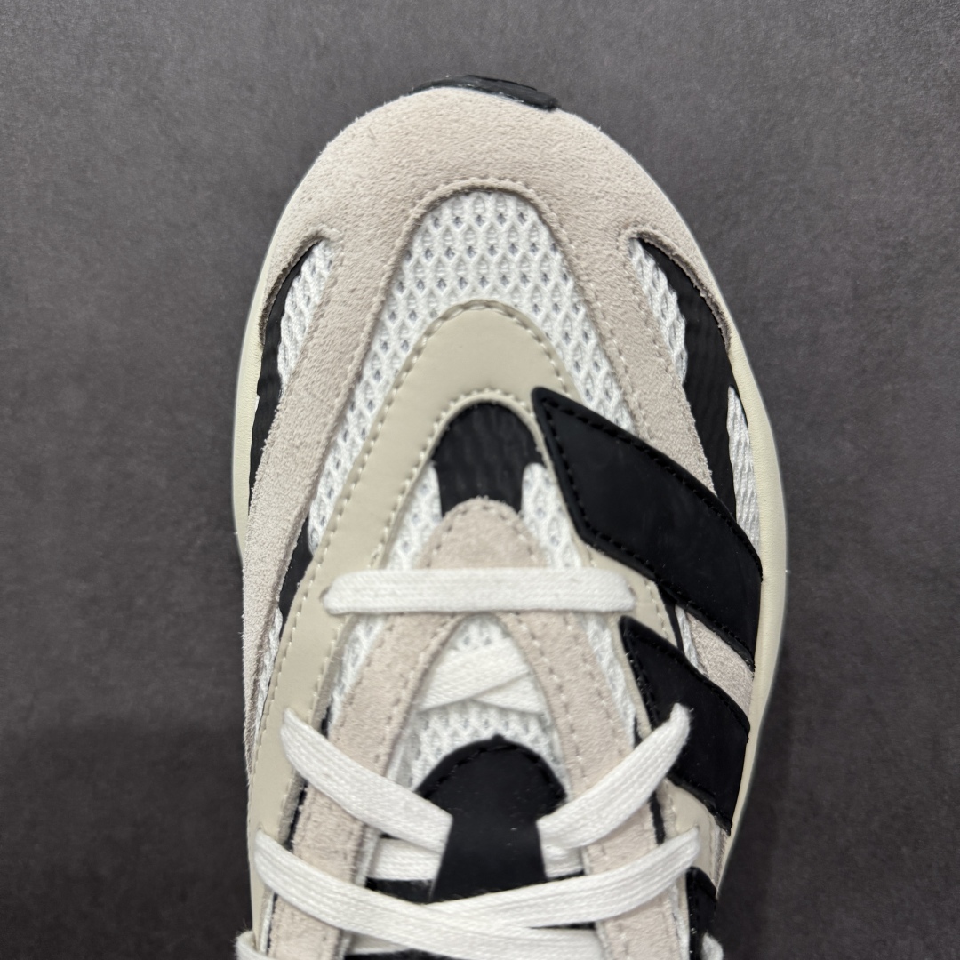  
【纯原】Adidas LIGHTBLAZE 舒适防滑 新款阿迪达斯低帮跑步鞋 极致轻盈的Lightw