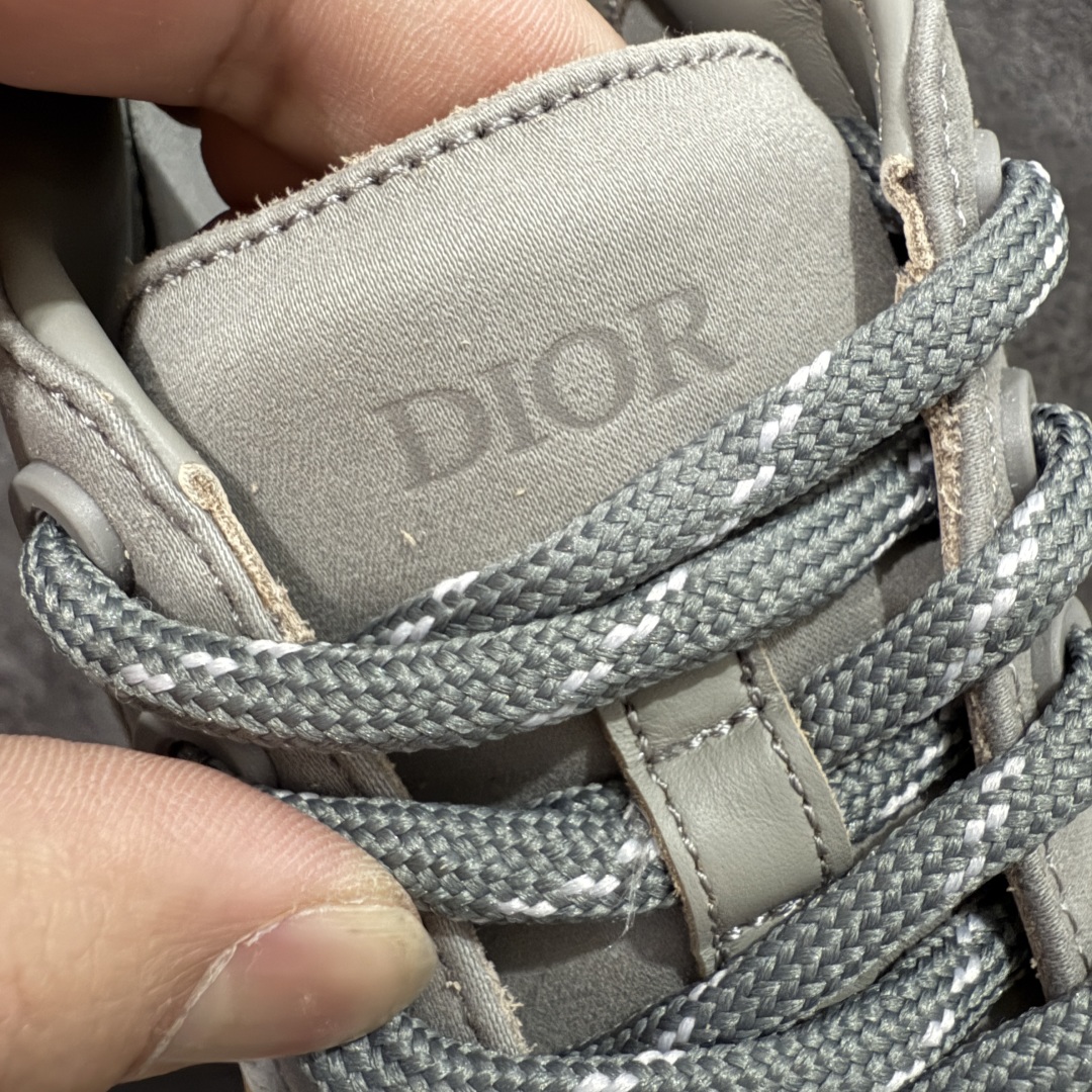 图片[6]-【总裁版本】Stone Island x Dior B33 Tennis Do Cotton 石头岛迪奥联名复古休闲板鞋 Dior B33 迪奥印花系带时尚运动板鞋网球鞋 全套原厂新版原纸板楦头开发 原厂特供皮料加持 原档数据大底 高频字母排版细节 还原 Zp 高端零售特供批次 2023秋季新品 彰显非凡的精湛工艺 重新诠释经典的网球鞋 时尚的廓形突显厚实感 采用全新的拉绒马海毛针织面料 突显柔软触感与富有层次感的流行色彩 搭配棕色绒面革镶片提升格调 别具一格的加垫鞋舌点缀以压花效果Dior标志 后侧点缀以Dior 30Avenue Montaigne标志 可为各式休闲造型增添时尚气质 尺码：40 41 42 43 44 45 46-选品中心