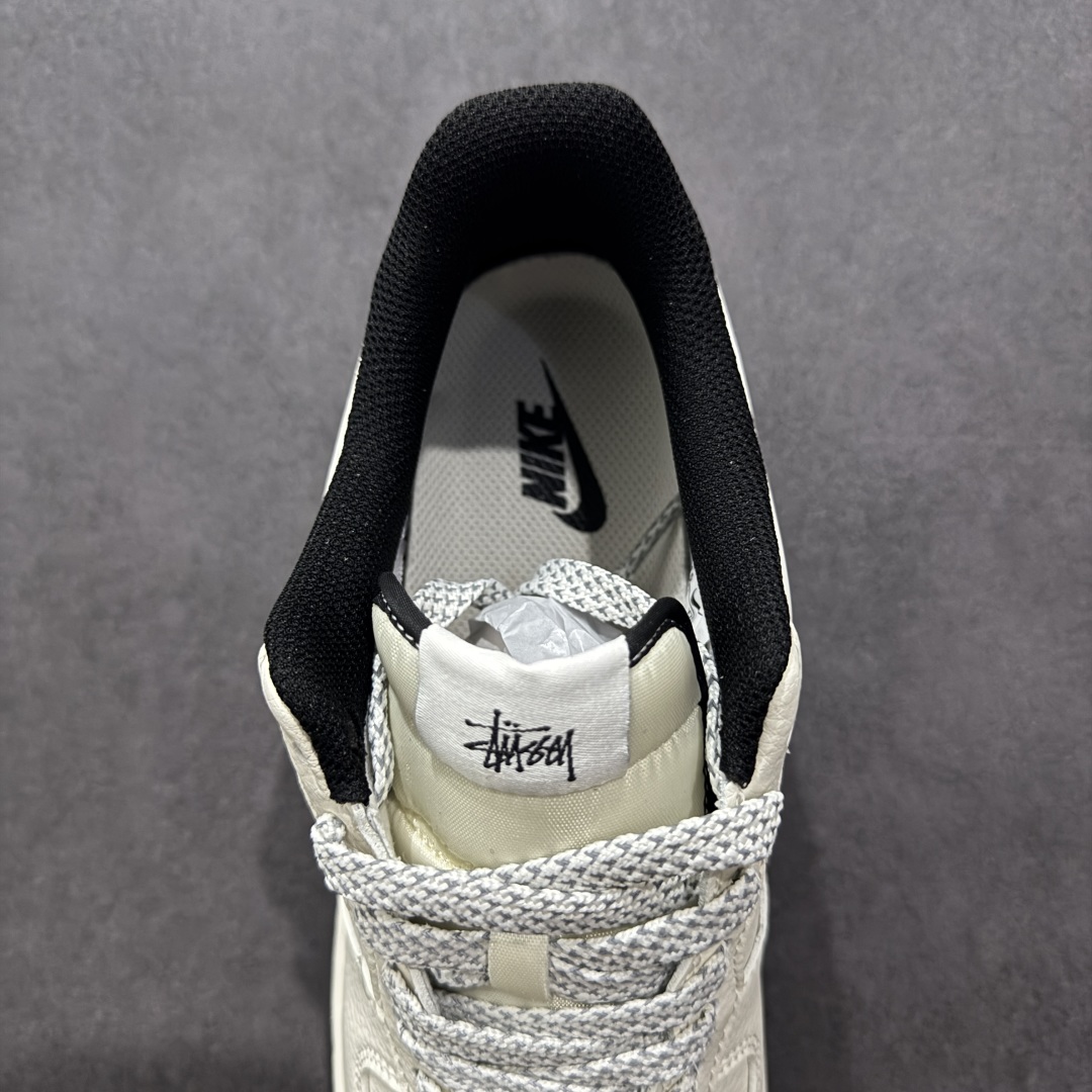  
【定制版】Nike Air Force 1'07 Low 斯图西联名 小双勾黑底 空军一号低帮休闲板