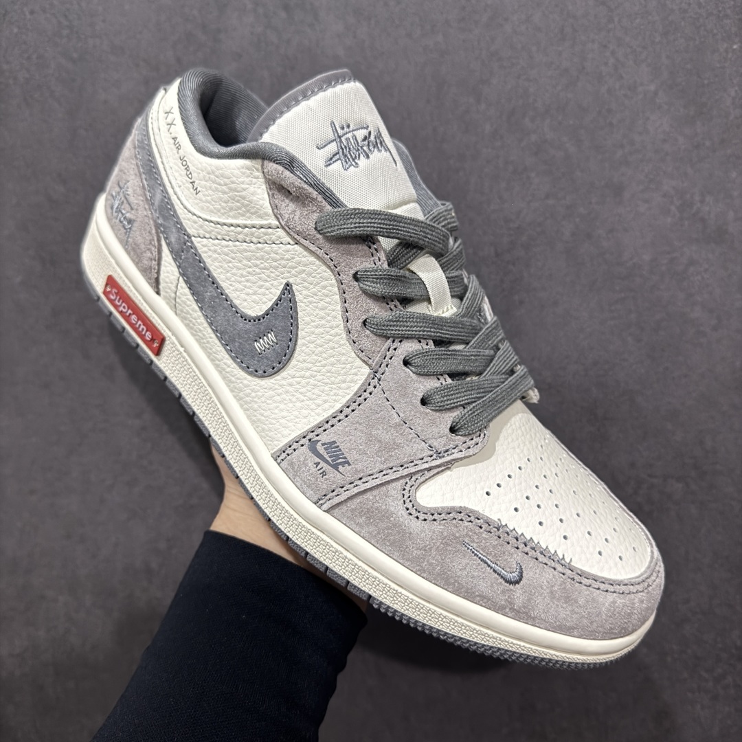  
【定制版】Air Jordan 1 Low AJ1 乔1 斯图西联名 米灰金属标 高端定制 低帮复古