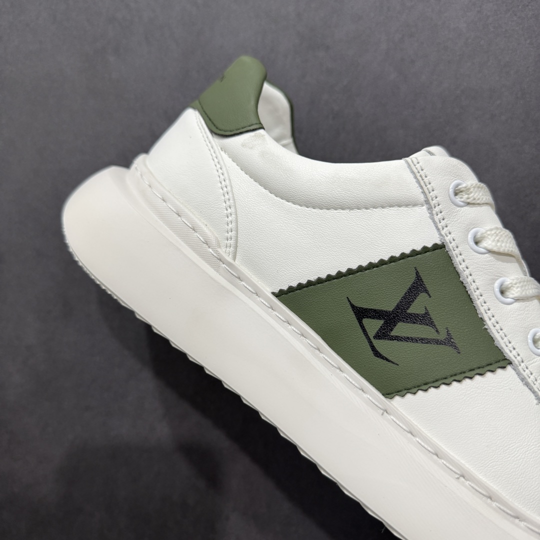 380   【广东版本】Louis Vuitton  LV路易威登休闲文化运动板鞋系列