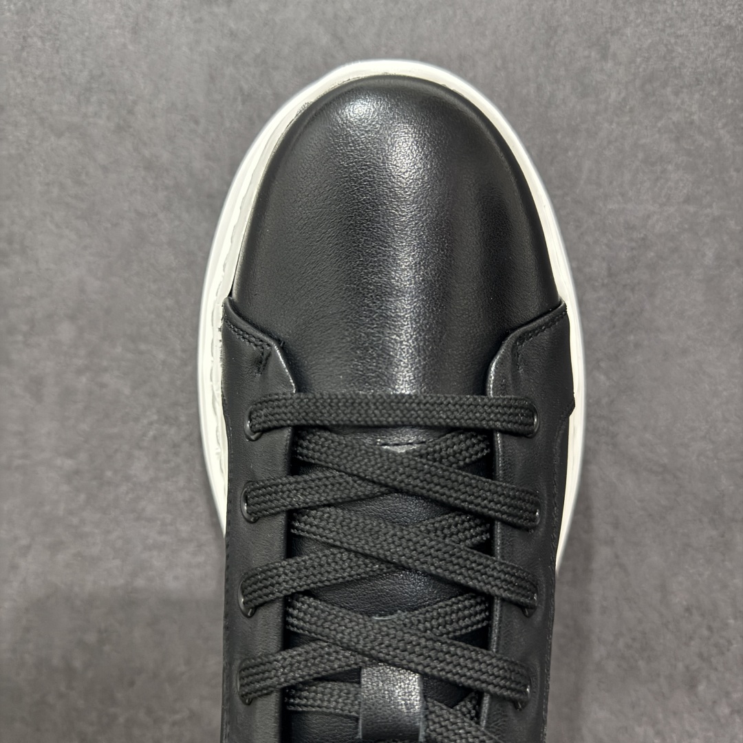 图片[8]-【广东版本】Louis Vuitton LV路易威登休闲文化运动板鞋系列 #广东大厂品质 舒适轻泡大底和百搭性霸屏整个时尚娱乐圈，细节调整完美主义！鞋面采用意大利进口头层小牛皮材质 独家开模轻泡大底， 侧边采用3D打印标志性Logo 尽显贵族时尚气息，台湾进口小牛皮挂皮内里，配带正品全套包装。 尺码：39 40 41 42 43 44（皮鞋码）-选品中心